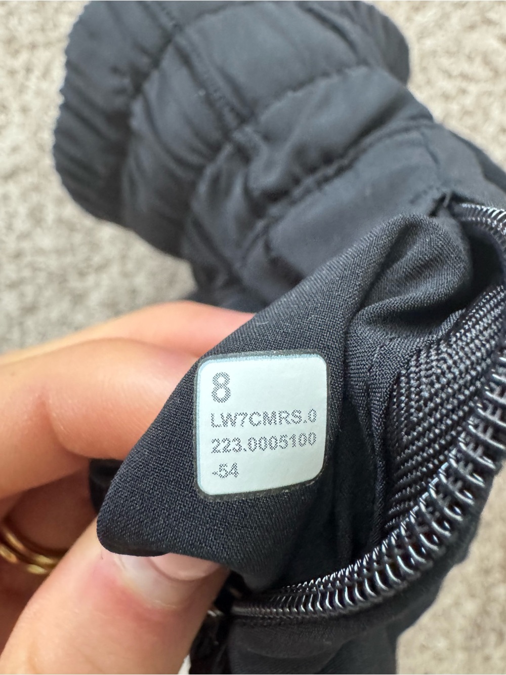 Lululemon Track That Mid-Rise Lined Short 5” - Black Size 8 - Picture 6 of 6